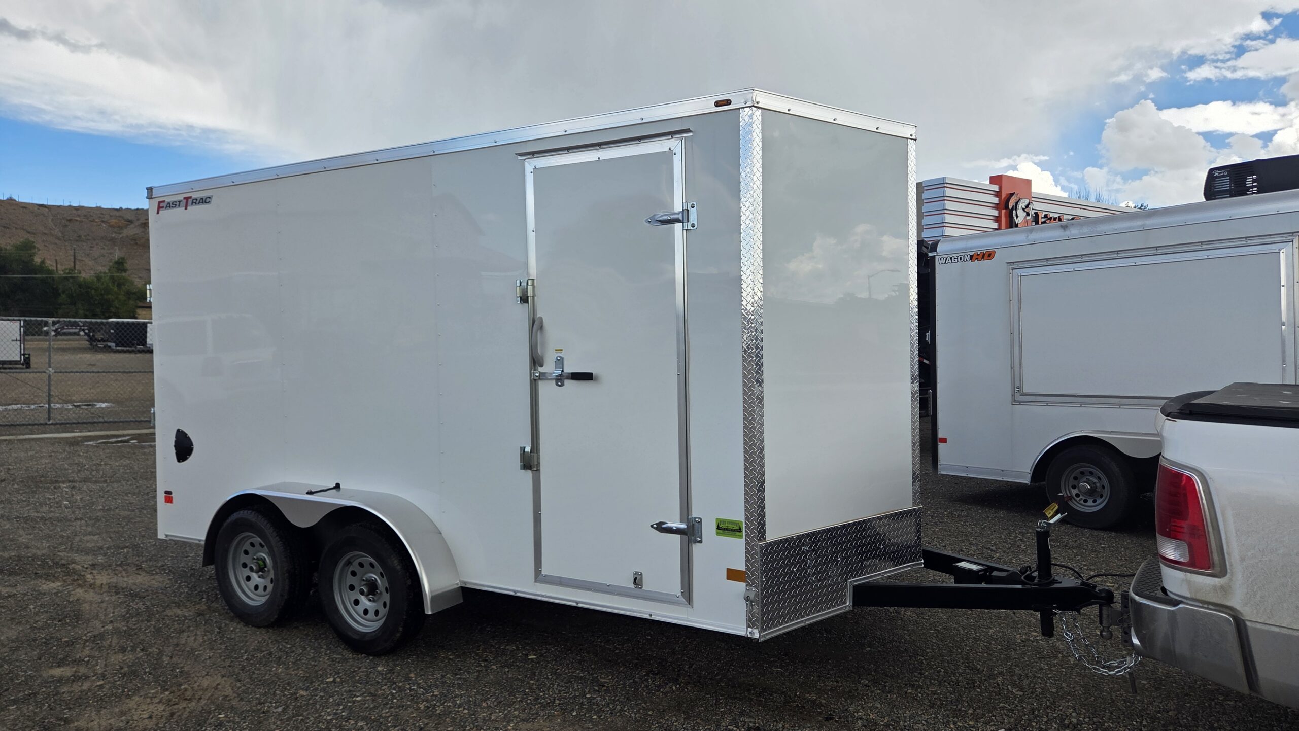 WELLS CARGO 2026
FT714T2 FAST TRAC
ENCLOSED TRAILER
WHITE 7' X 14'
BUMPER PULL 7K TANDEM AXLES
7000 GVWR