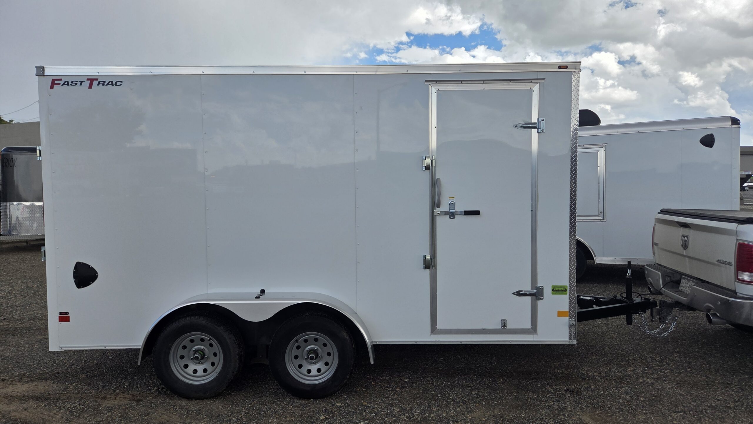 WELLS CARGO 2026
FT714T2 FAST TRAC
ENCLOSED TRAILER
WHITE 7' X 14'
BUMPER PULL 7K TANDEM AXLES
7000 GVWR - Image 3