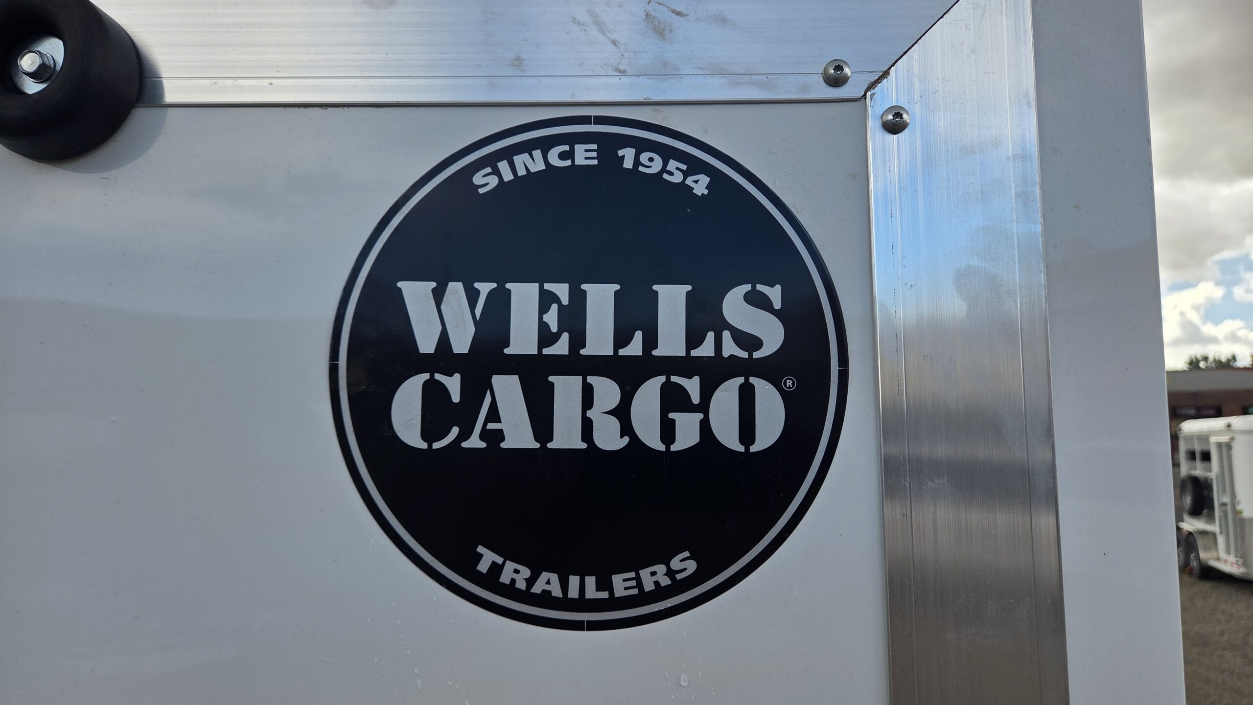 WELLS CARGO 2026
FT714T2 FAST TRAC
ENCLOSED TRAILER
WHITE 7' X 14'
BUMPER PULL 7K TANDEM AXLES
7000 GVWR - Image 10
