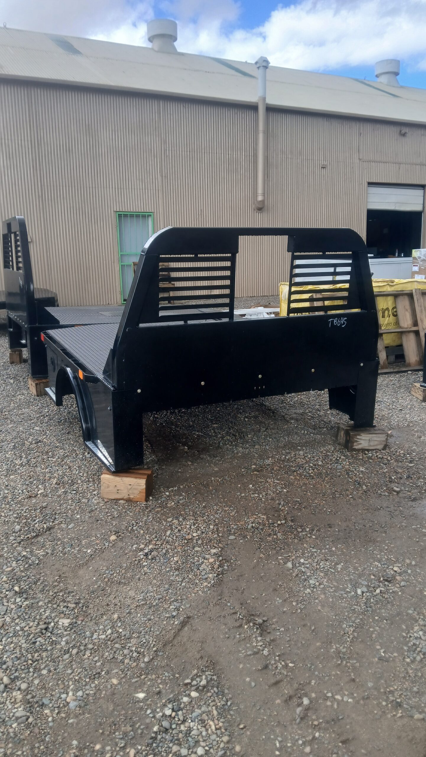 2G GRANITE
CHEVY/GMC - Image 2