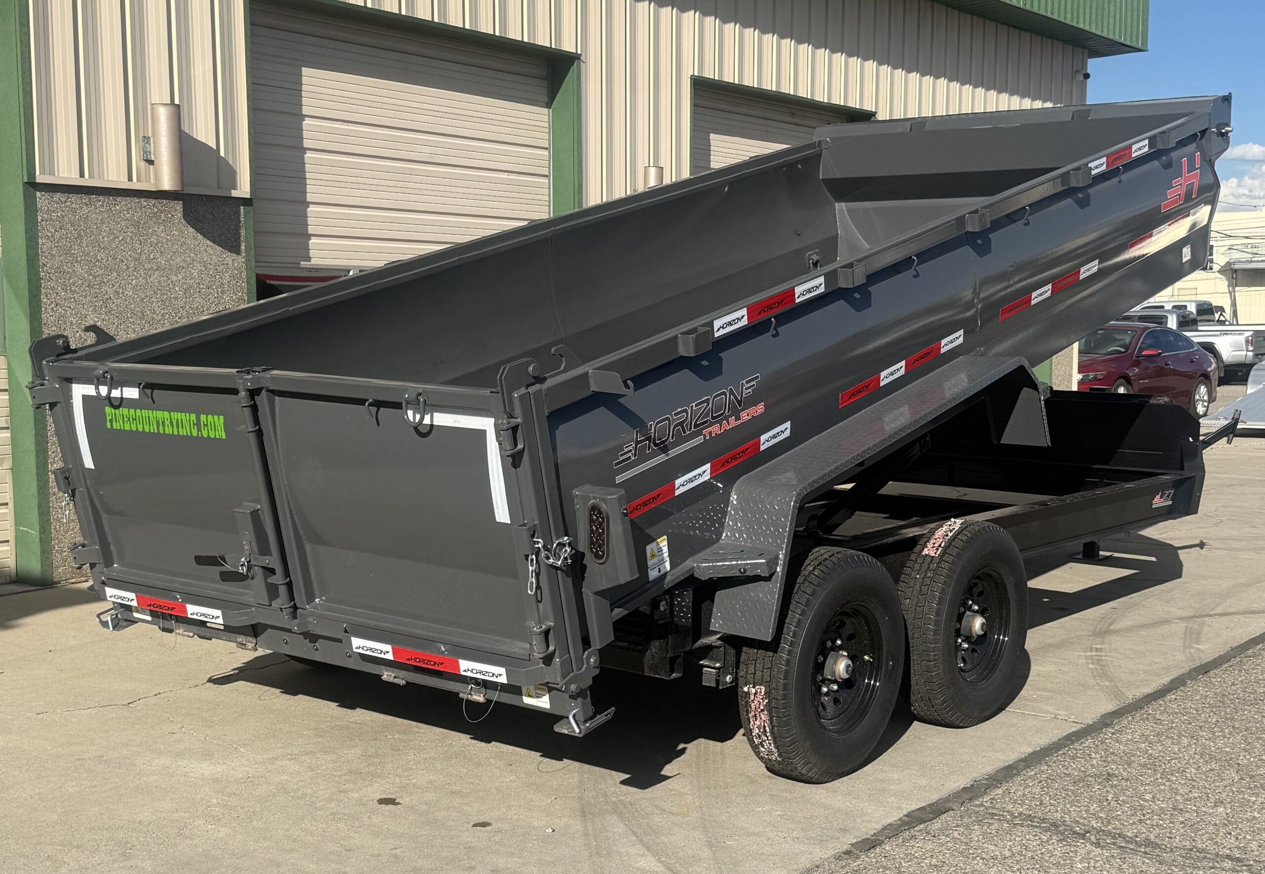 2026 Horizon 83"x16' 14,000 lb Rated Dump Trailer - Image 6