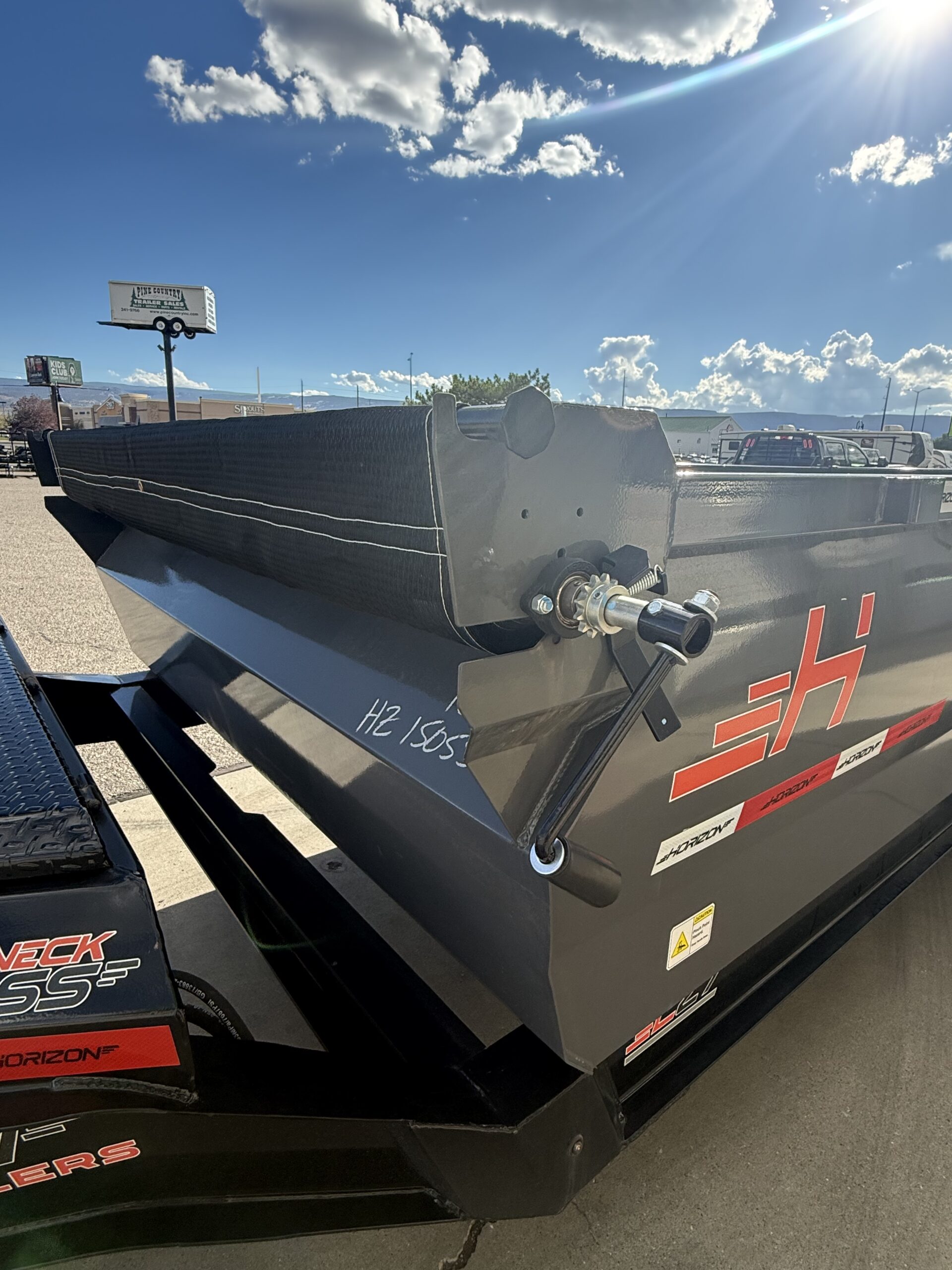2026 Horizon 83"x16' 14,000 lb Rated Dump Trailer - Image 8