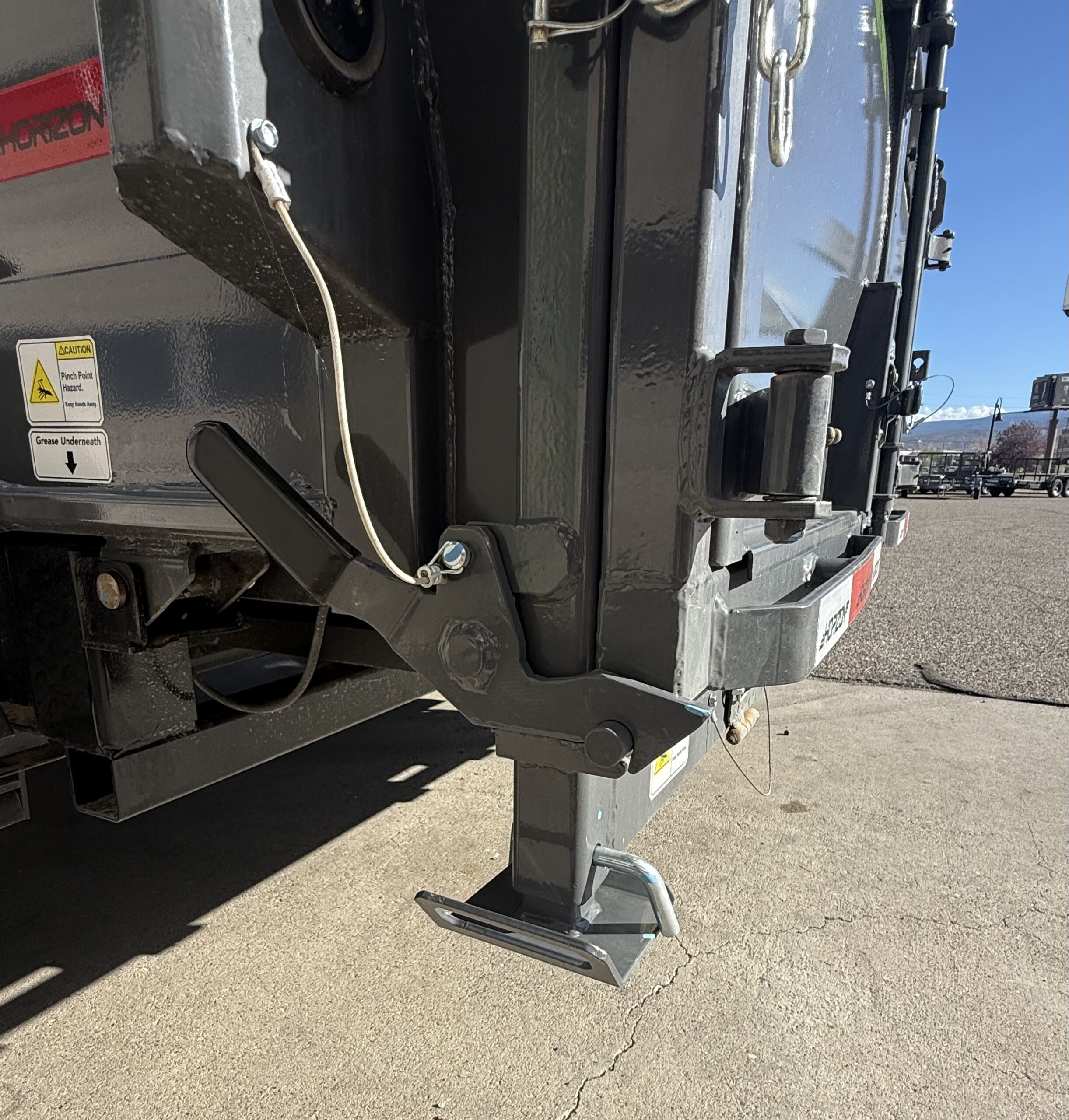 2026 Horizon 83"x16' 14,000 lb Rated Dump Trailer - Image 9